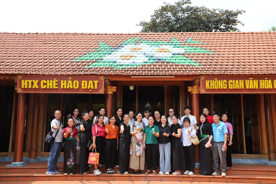 Không gian kết nối