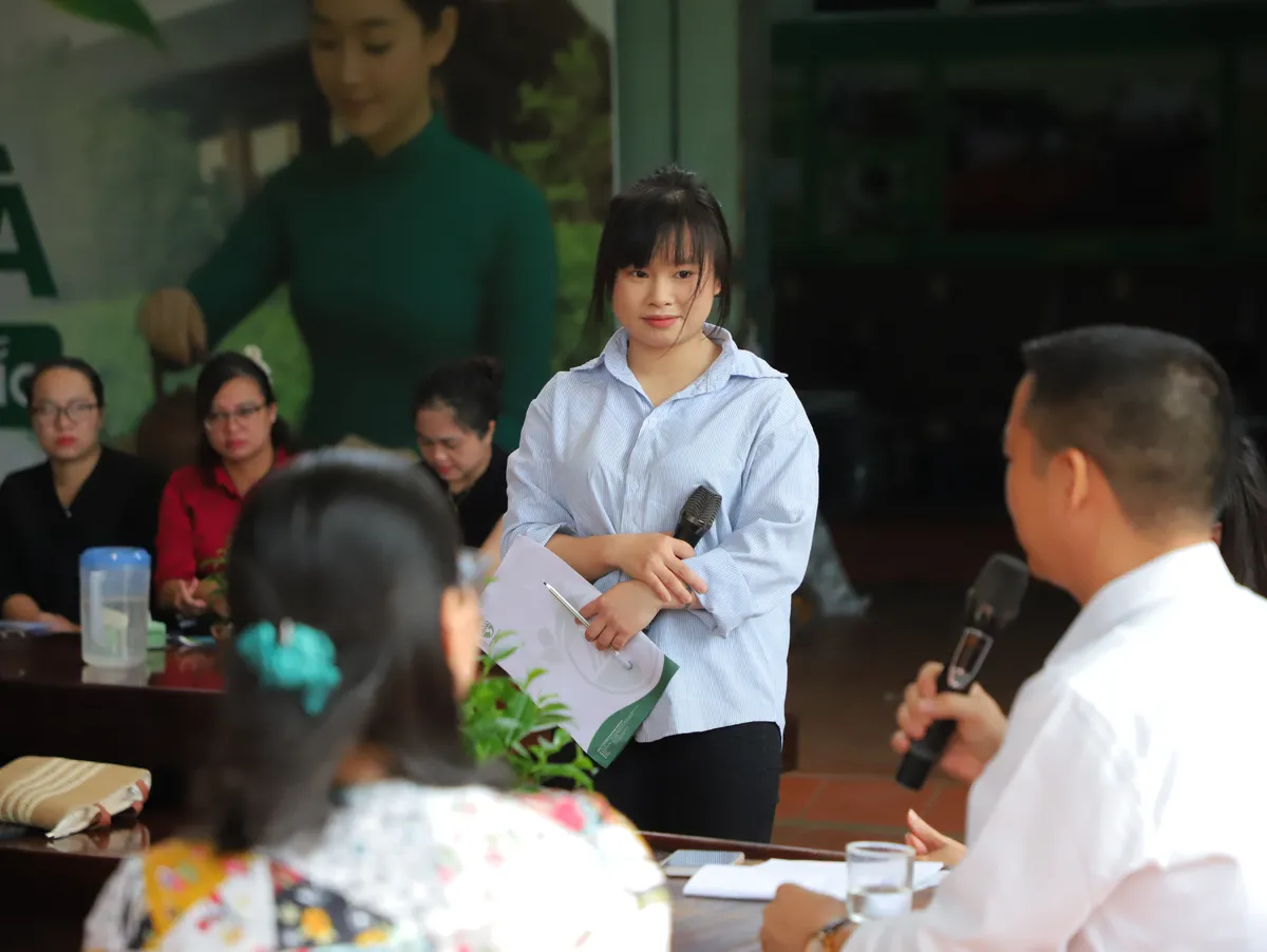 Đội ngũ GreenU cùng làm việc và đối thoại